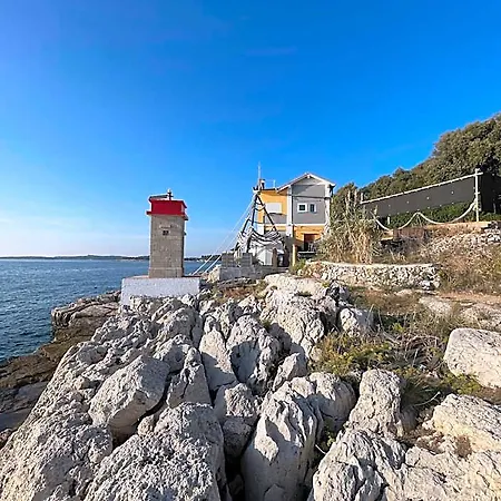 Bb-ld Hotel Pula